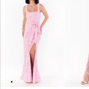 Brand New with tags: NEVER WORN Show Me Your MuMu Dress! Come with Sash!
